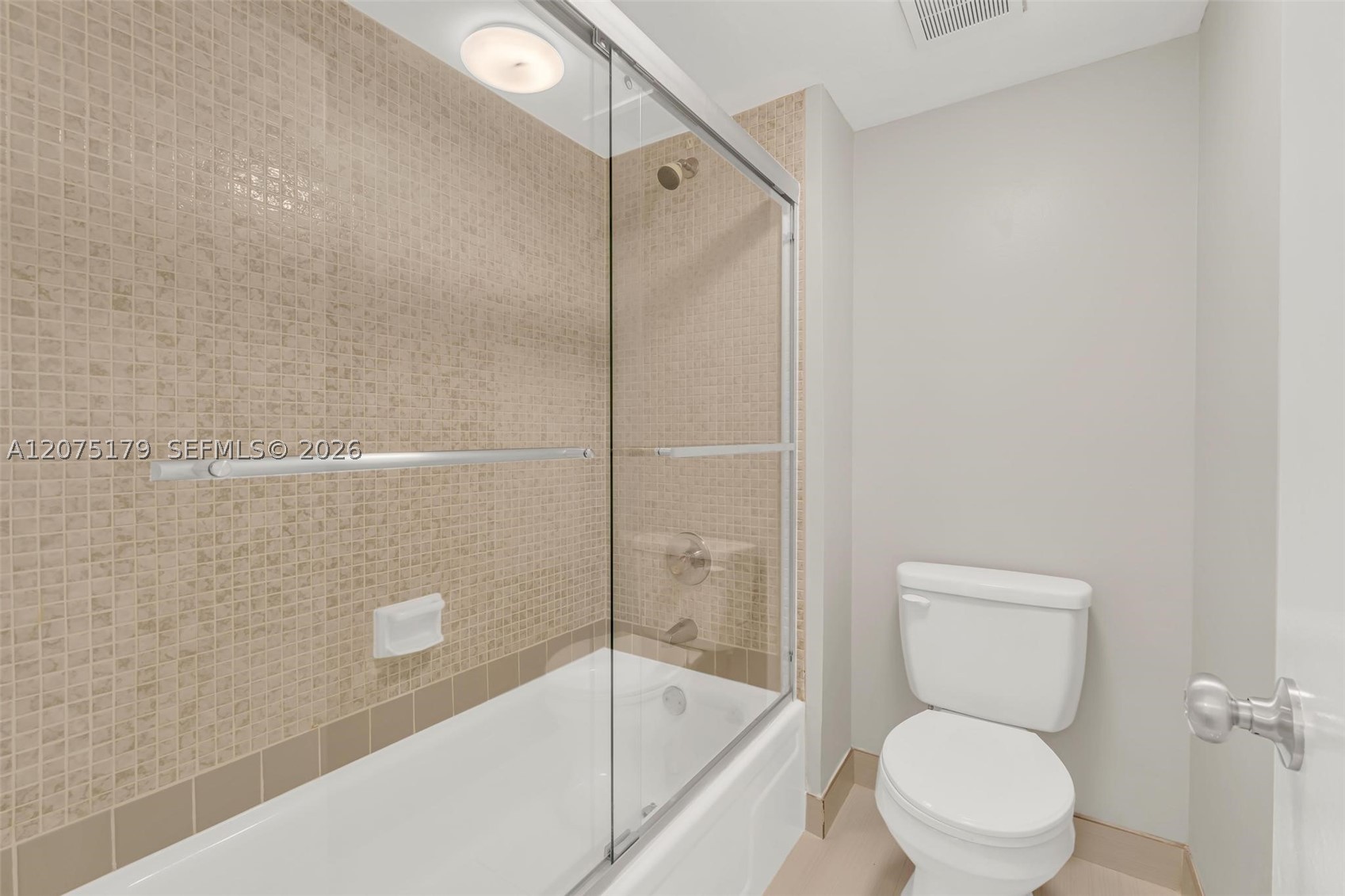 402 Lakeview Dr 201 Property Photo 18