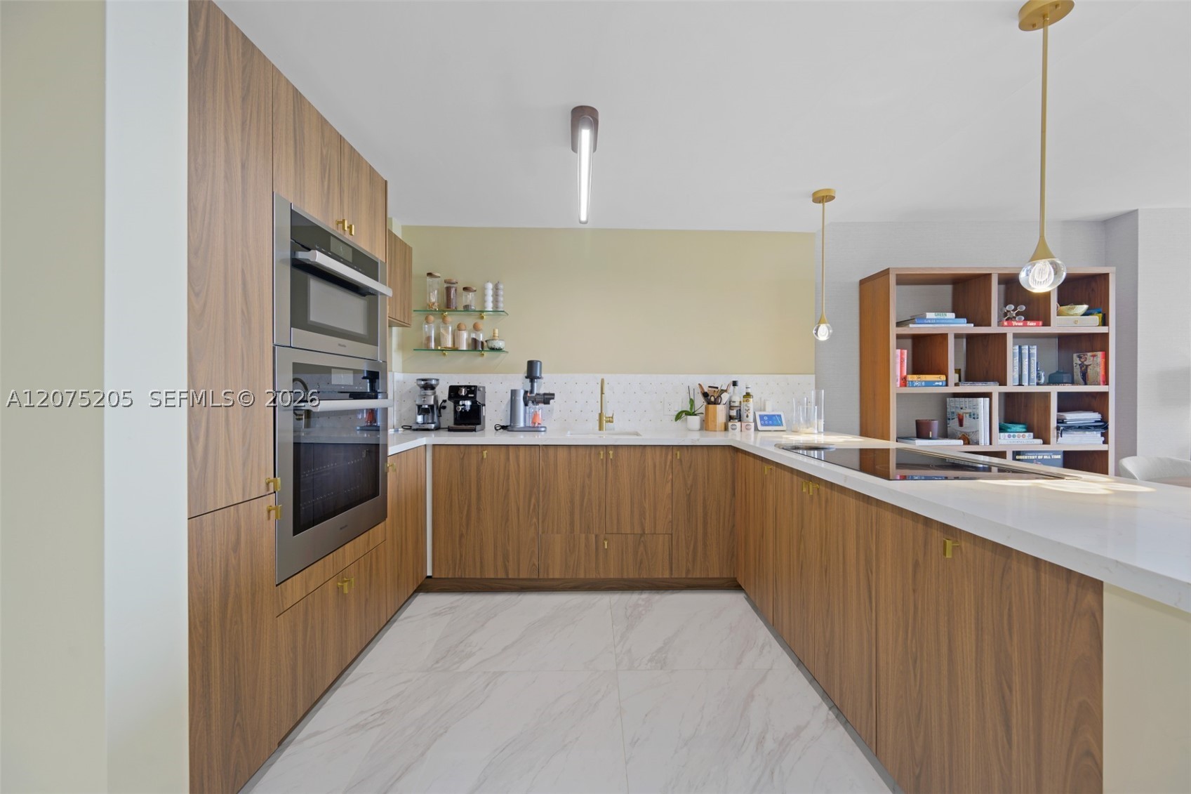 6900 Bay Dr 8a Property Photo 10