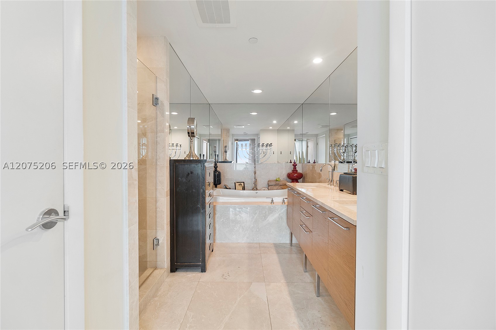 17001 Collins Ave 1703 Property Photo 22