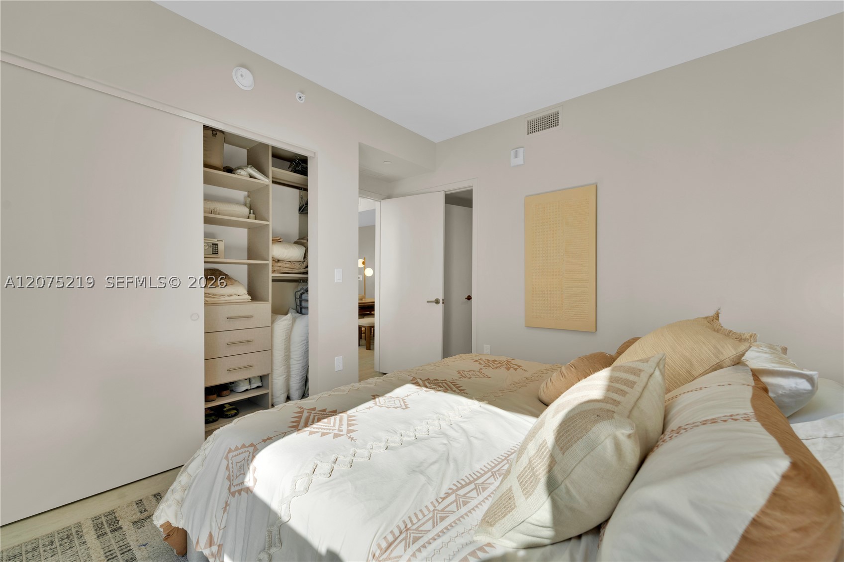 77 Se 5th 2115 Property Photo 15