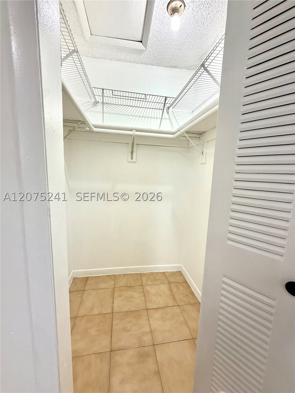 61 W 23rd St 205 Property Photo 7
