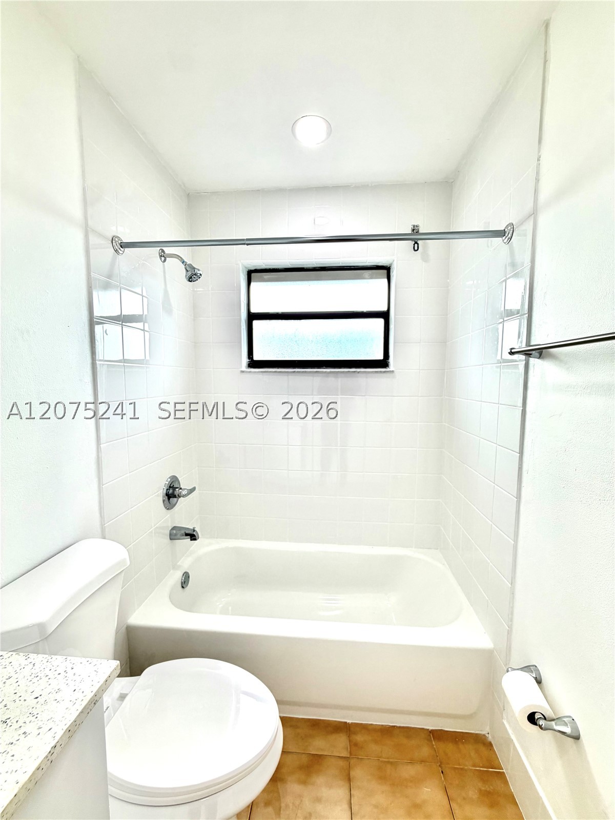 61 W 23rd St 205 Property Photo 10