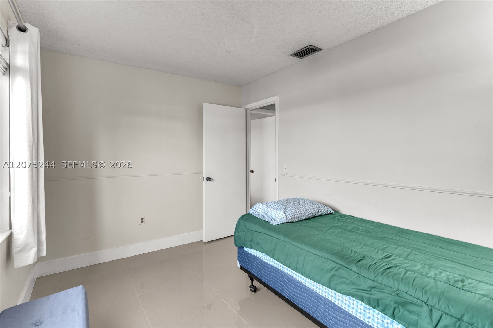 11740 Nw 39th Pl Property Photo 16