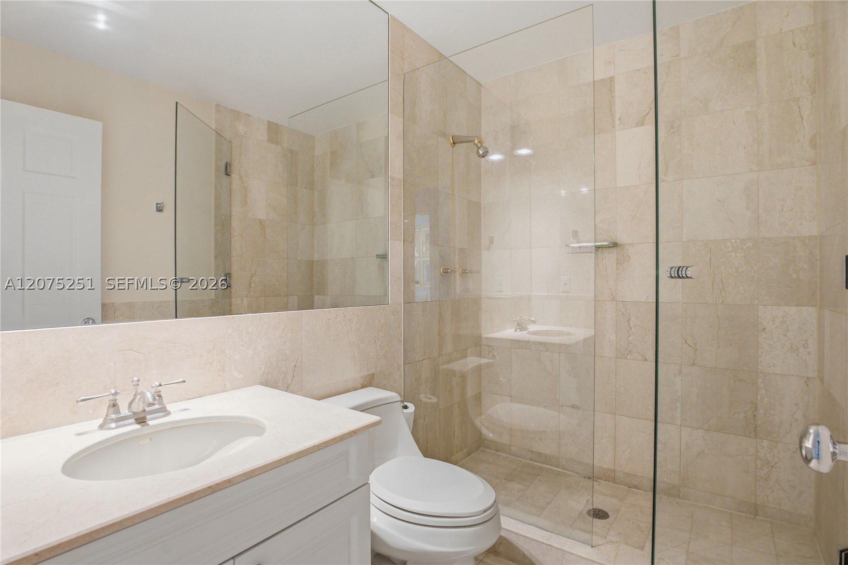 13626 Deering Bay Dr Property Photo 32
