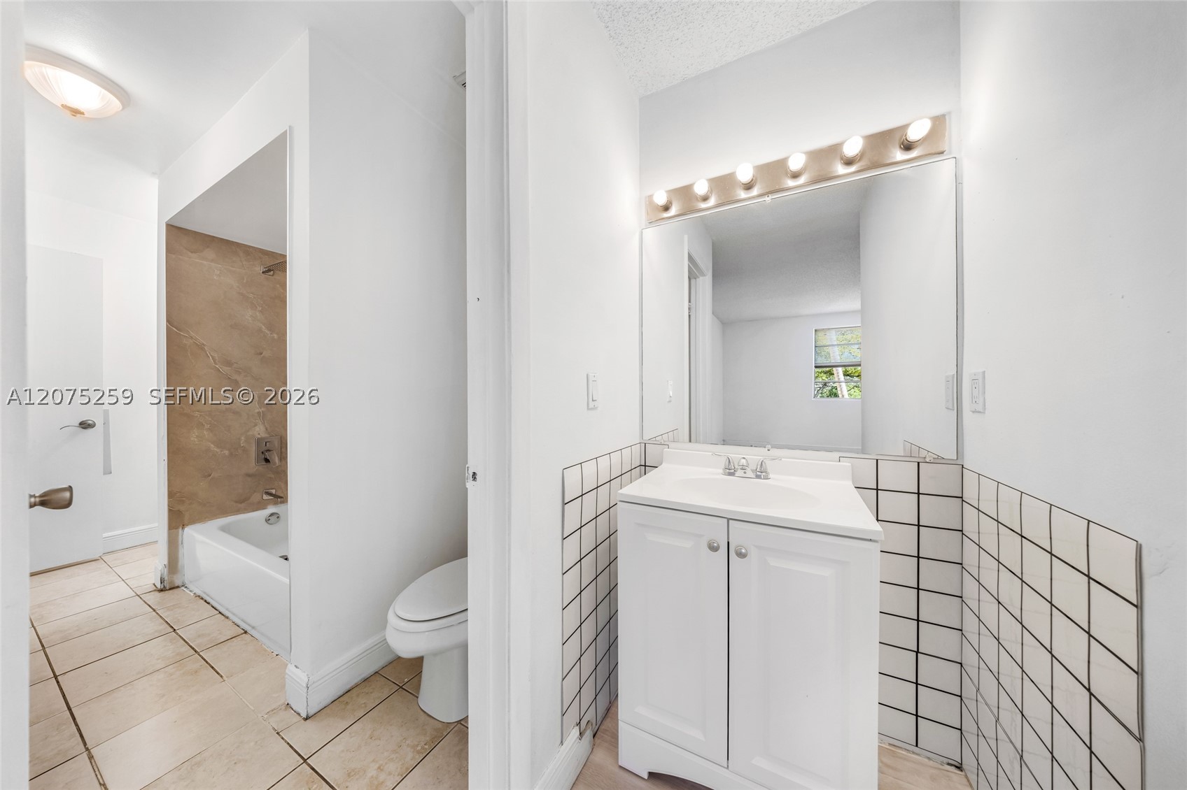 1237 Sw 46th Ave 806 Property Photo 13