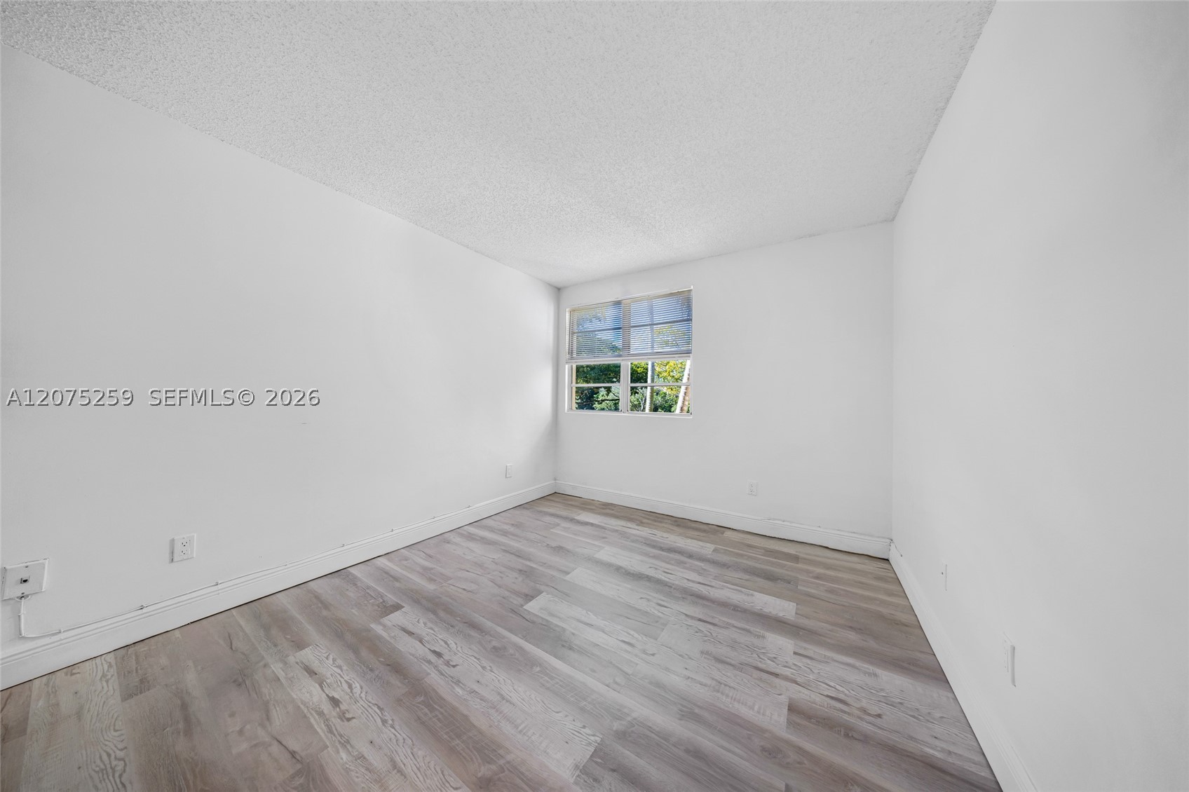 1237 Sw 46th Ave 806 Property Photo 15