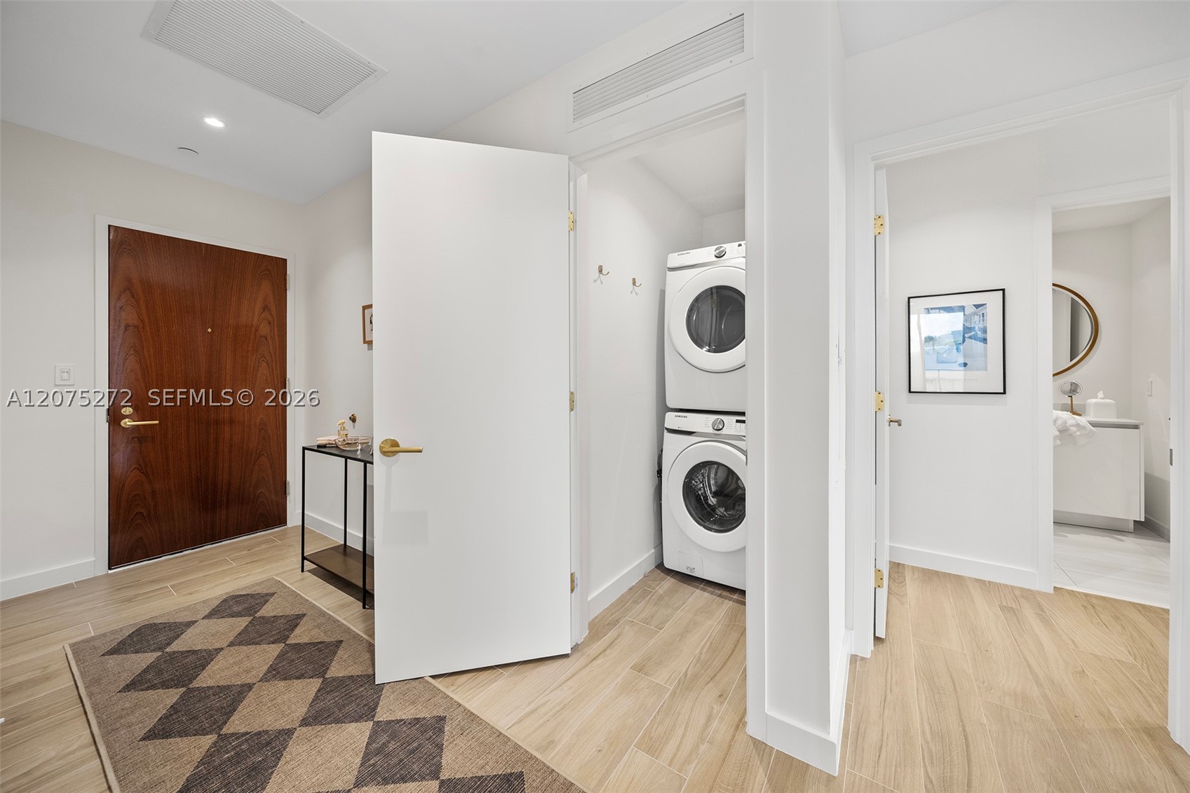 2678 Tigertail Ave 401 Property Photo 19