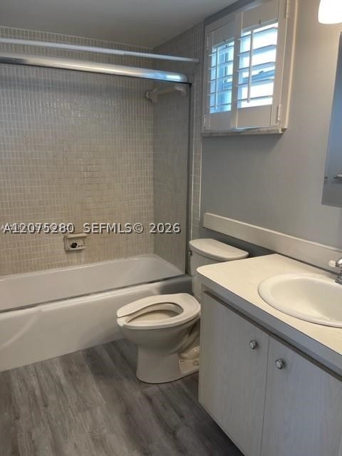 950 Hillcrest Dr 506 Property Photo 5