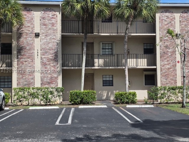 3361 NW 85th Ave 305 Property Photo 1
