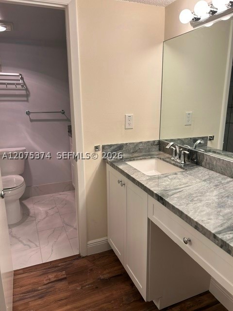 1811 Sabal Palm Dr 204 Property Photo 7