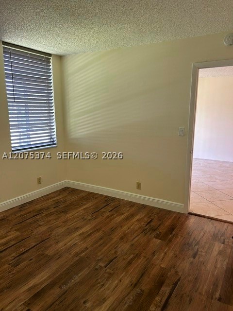 1811 Sabal Palm Dr 204 Property Photo 11
