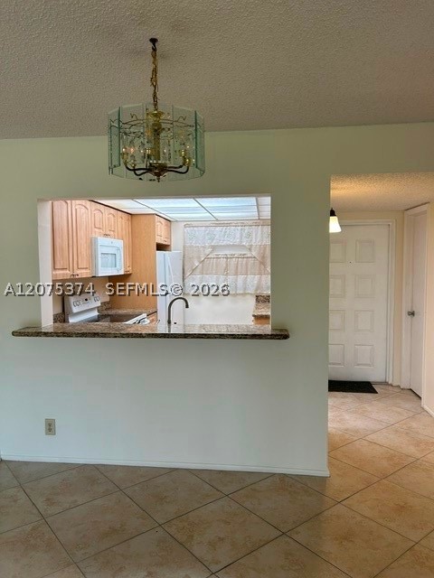 1811 Sabal Palm Dr 204 Property Photo 23