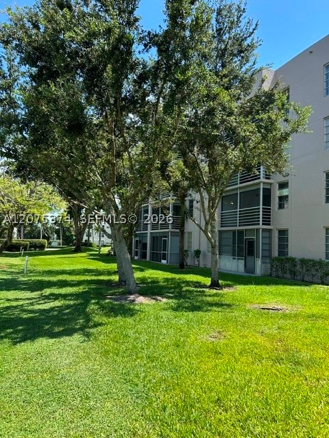 1811 Sabal Palm Dr 204 Property Photo 32