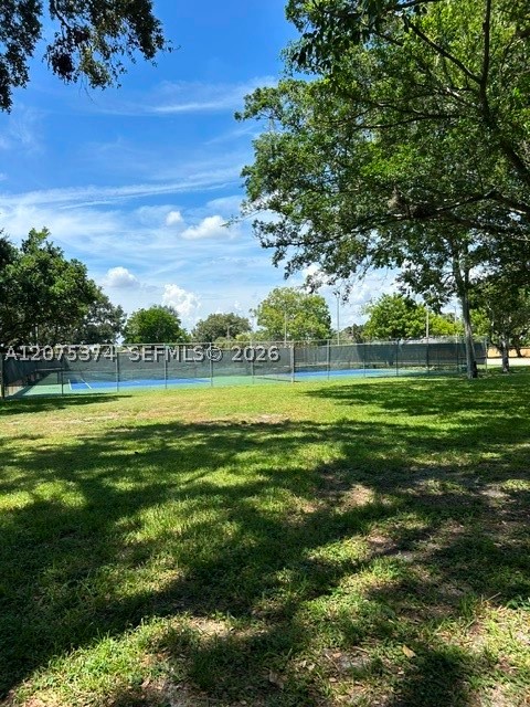 1811 Sabal Palm Dr 204 Property Photo 39