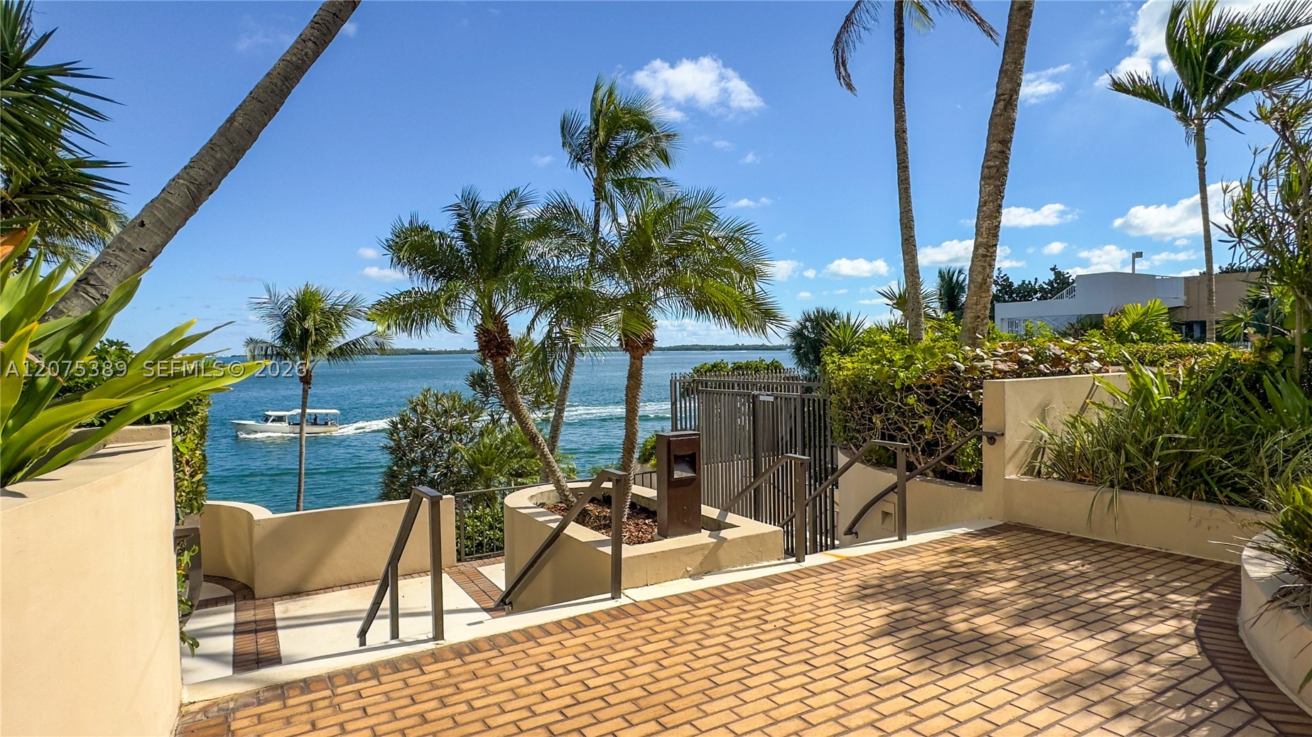520 Brickell Key Dr A1207 Property Photo 27