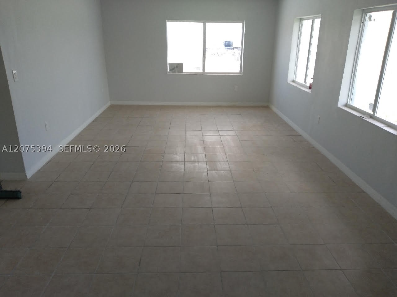 756 Nw 5 St Property Photo 5