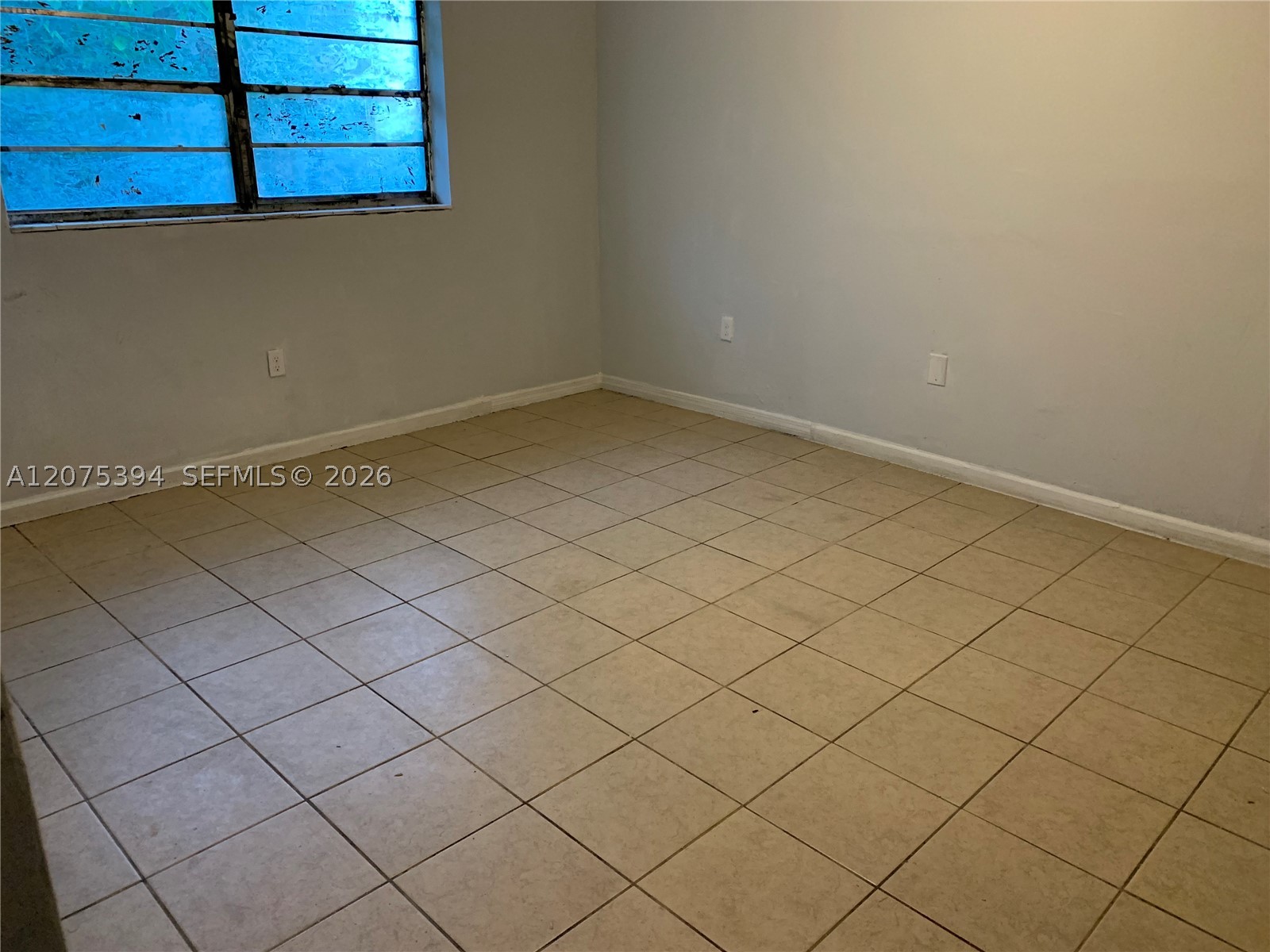756 Nw 5 St Property Photo 8