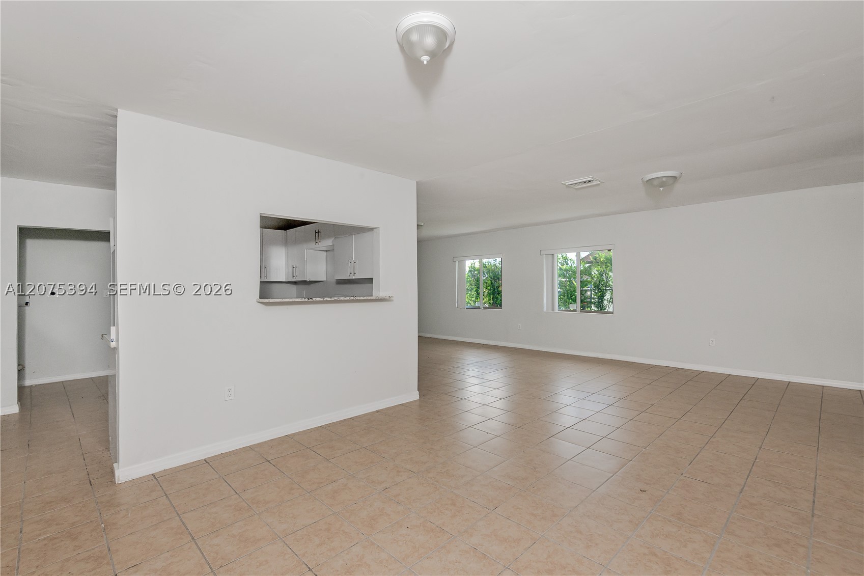 756 Nw 5 St Property Photo 8