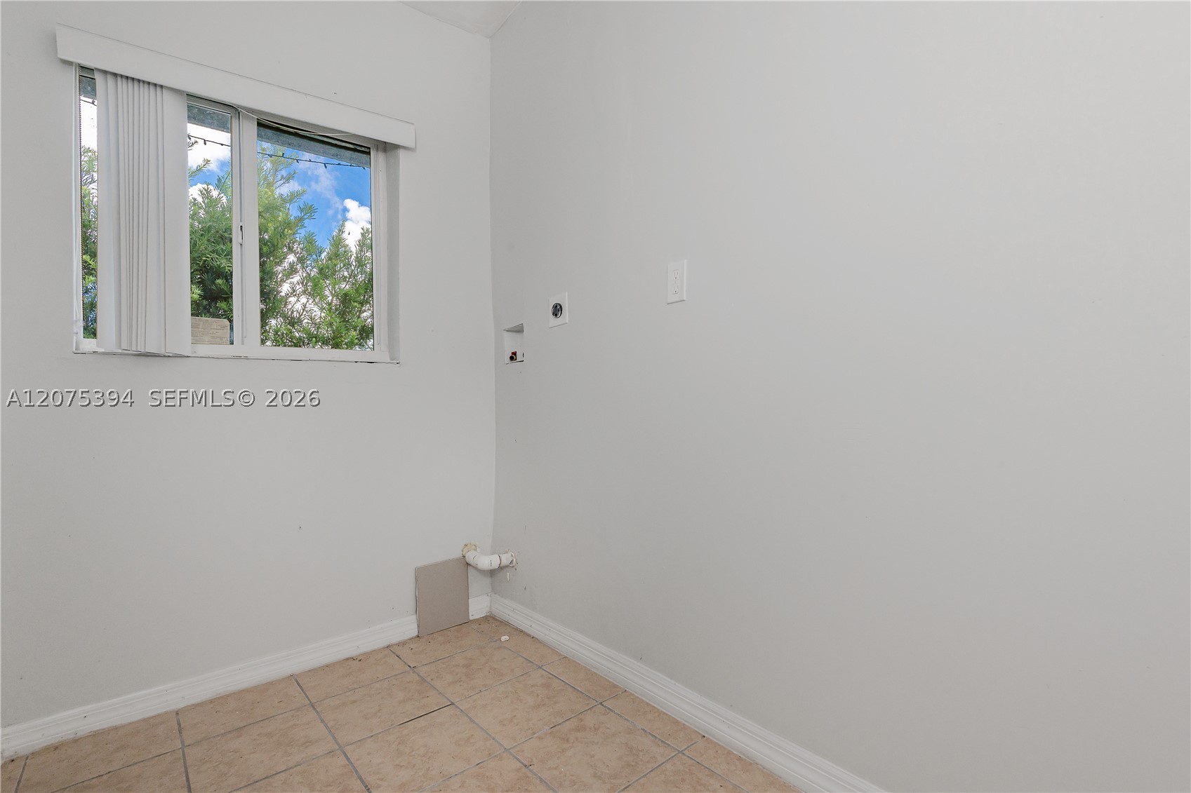 756 Nw 5 St Property Photo 13