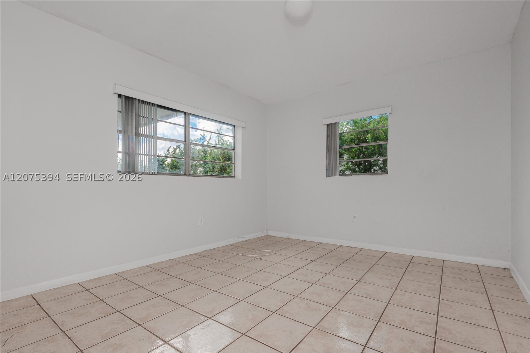 756 Nw 5 St Property Photo 16