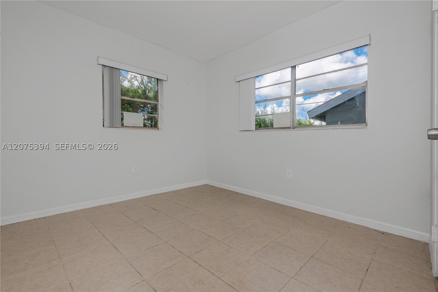 756 Nw 5 St Property Photo 18