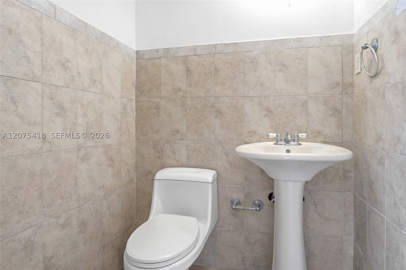 275 W 13 St Property Photo 35