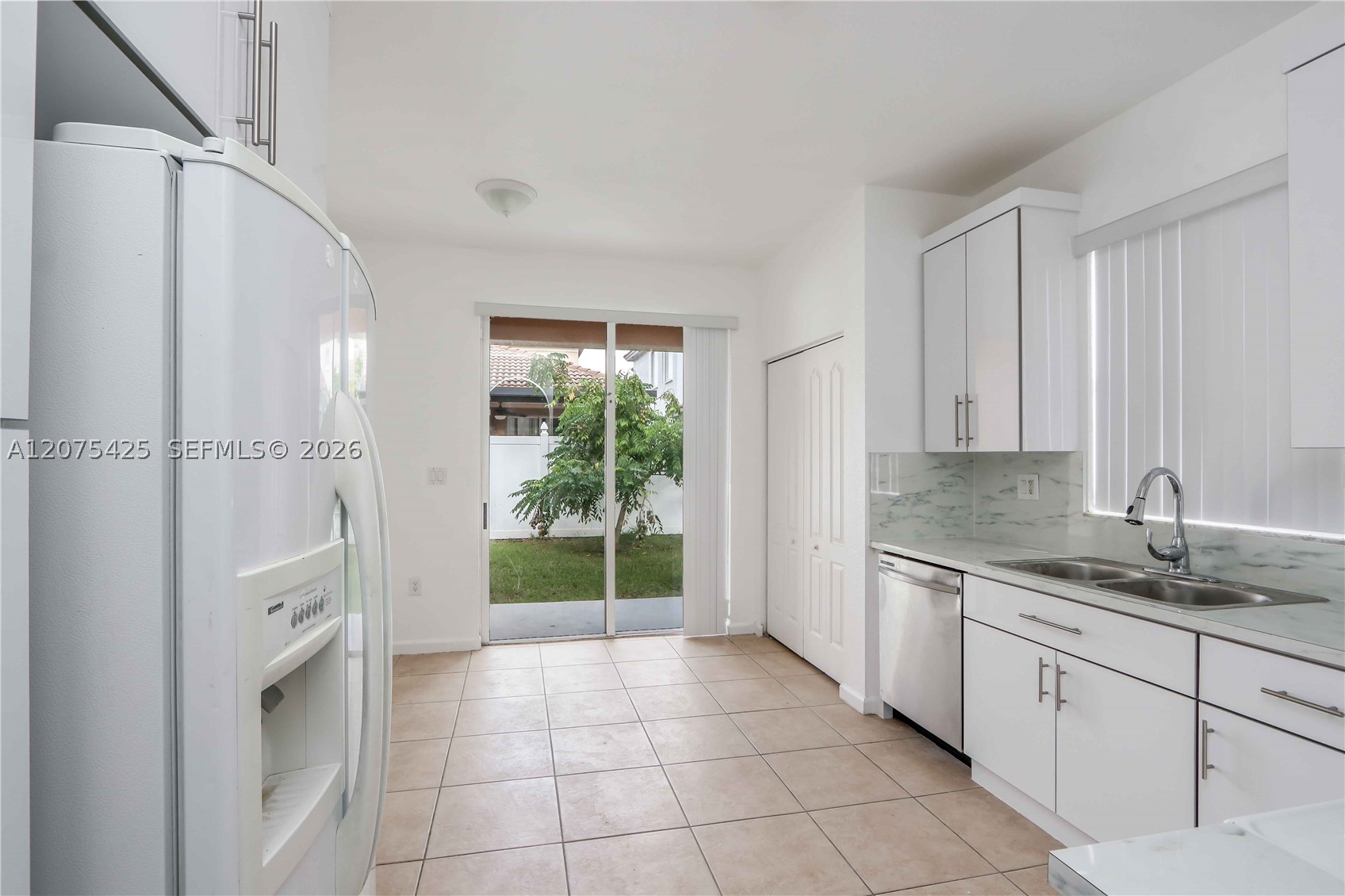 3955 Ne 11th Dr 3955 Property Photo 4