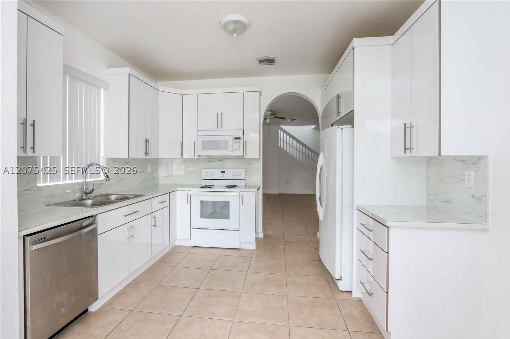 3955 Ne 11th Dr 3955 Property Photo 6