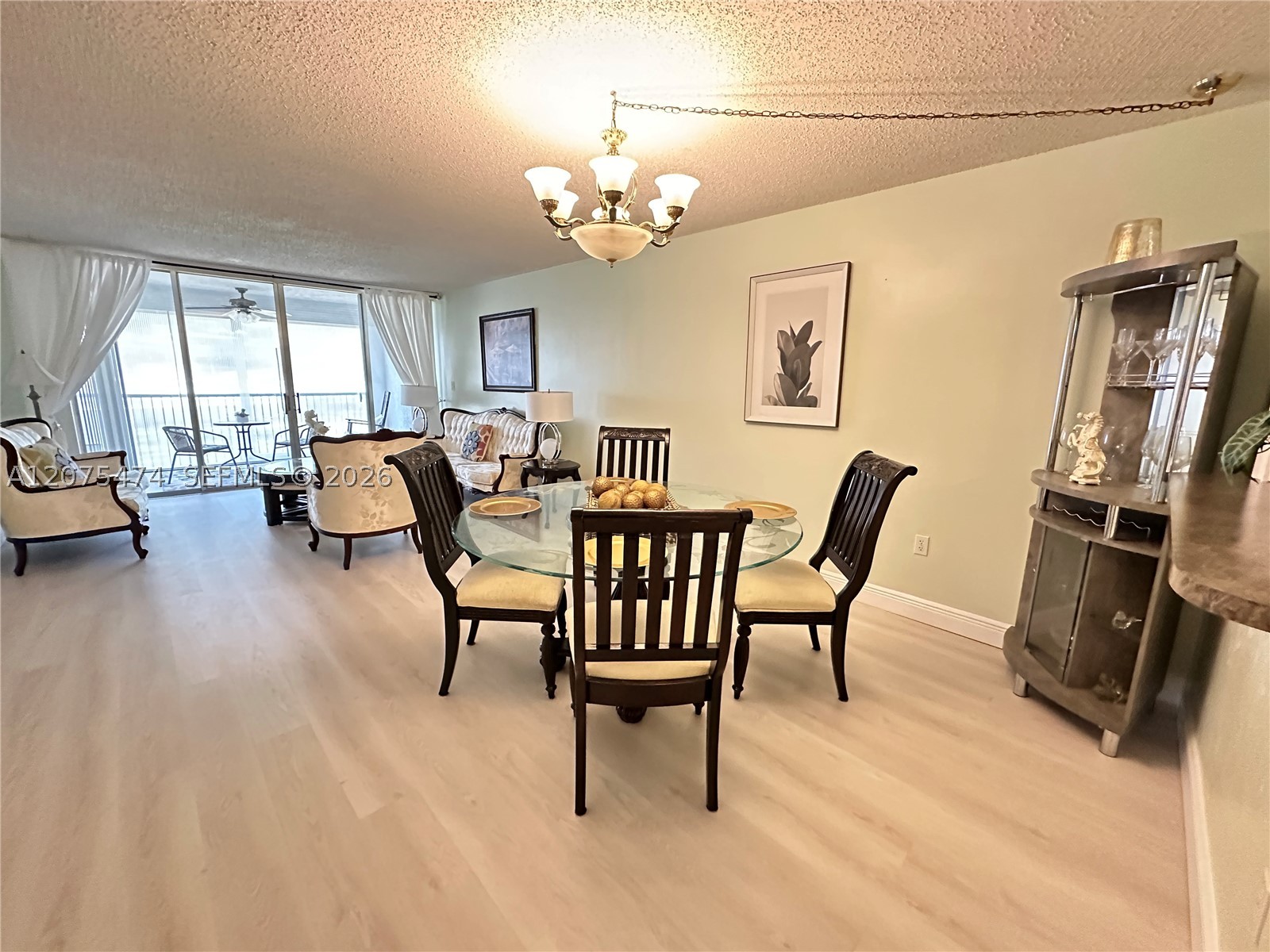3910 Inverrary Blvd 202-b Property Photo 11