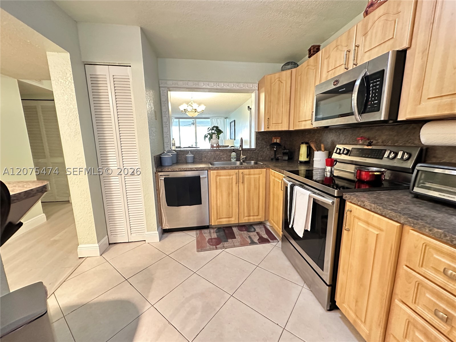 3910 Inverrary Blvd 202-b Property Photo 14