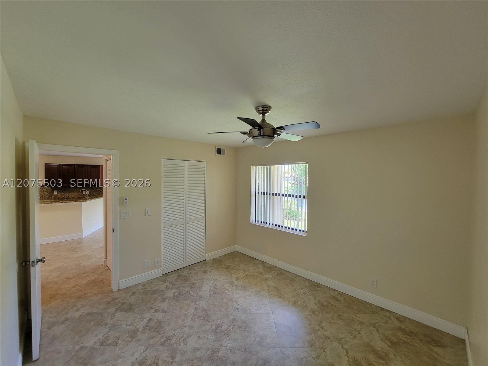 9999 Summerbreeze Dr 613 Property Photo 7