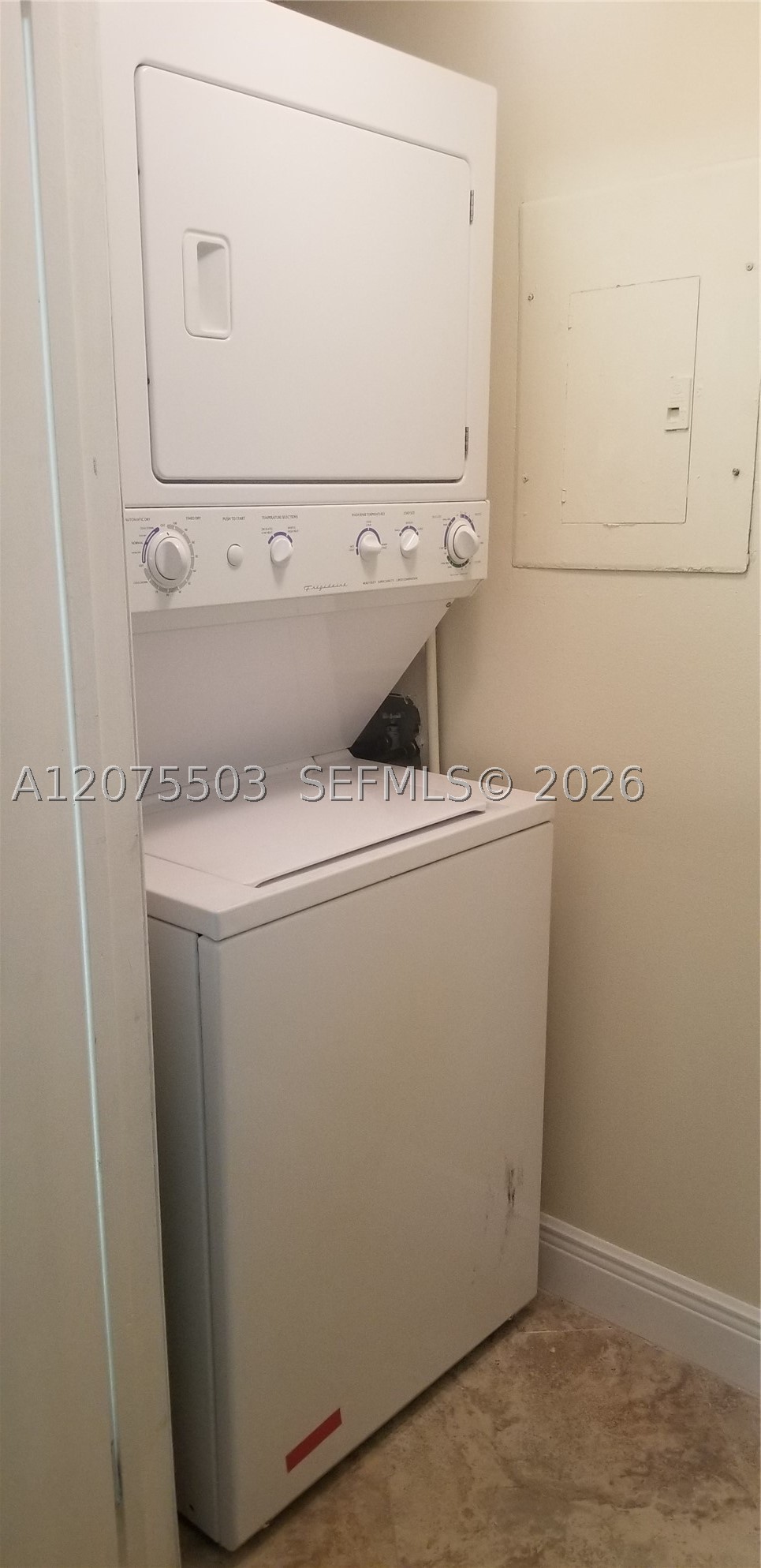 9999 Summerbreeze Dr 613 Property Photo 11