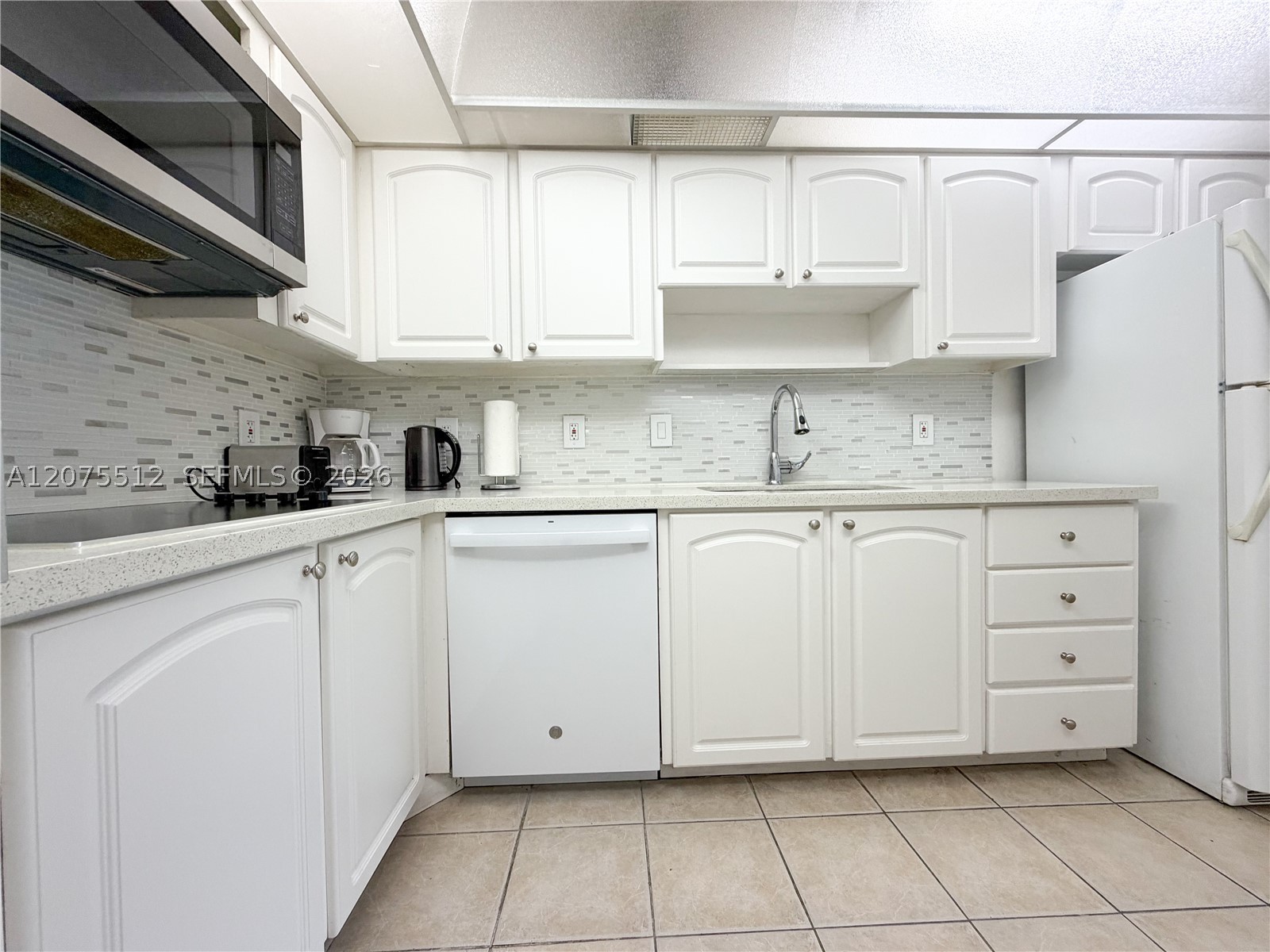 3901 S Ocean Dr 15o Property Photo 7