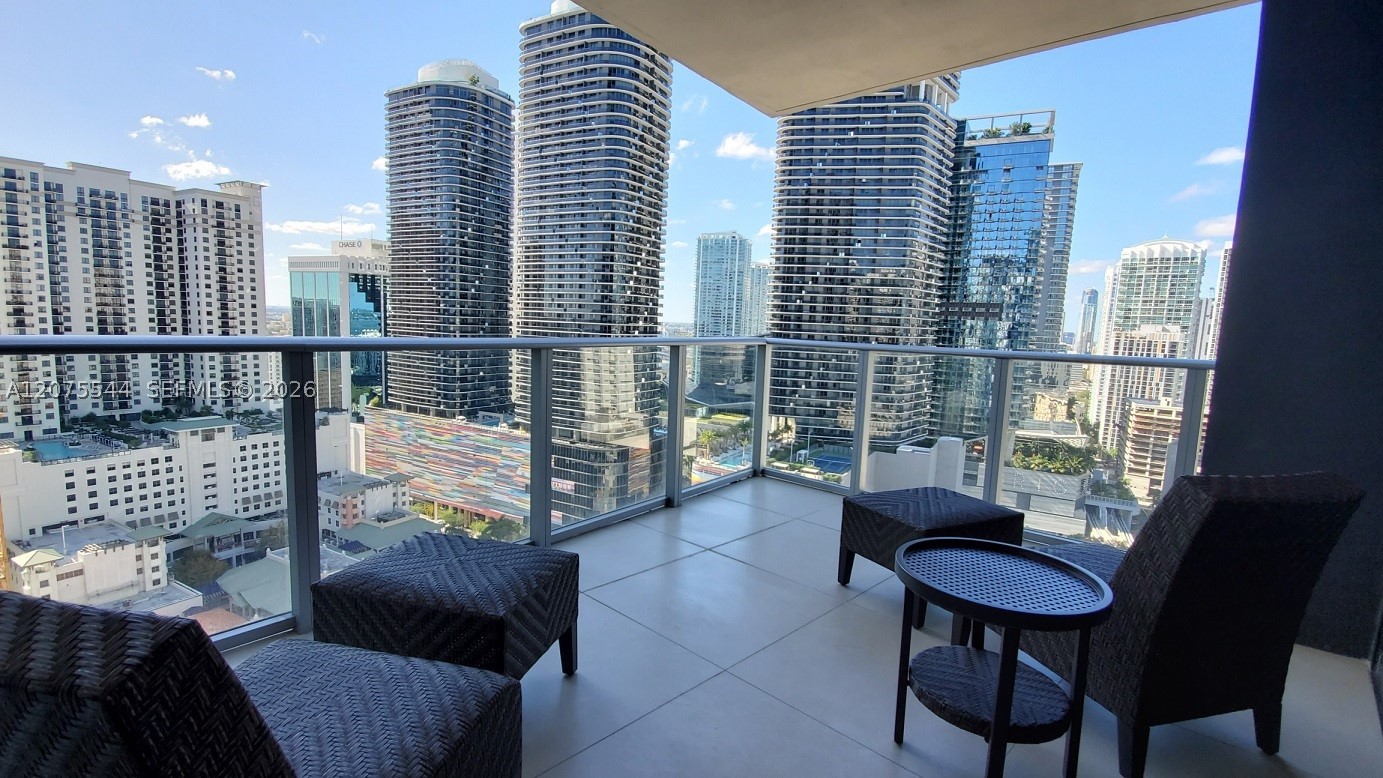 1010 Brickell Ave 2511 Property Photo 1