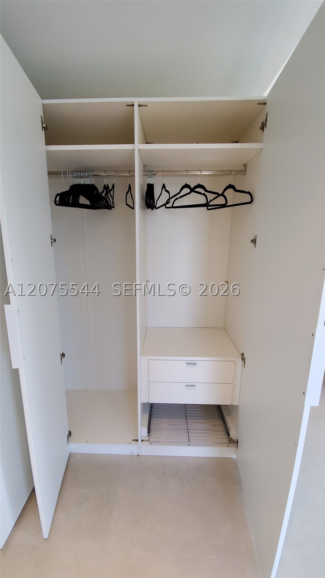 1010 Brickell Ave 2511 Property Photo 12