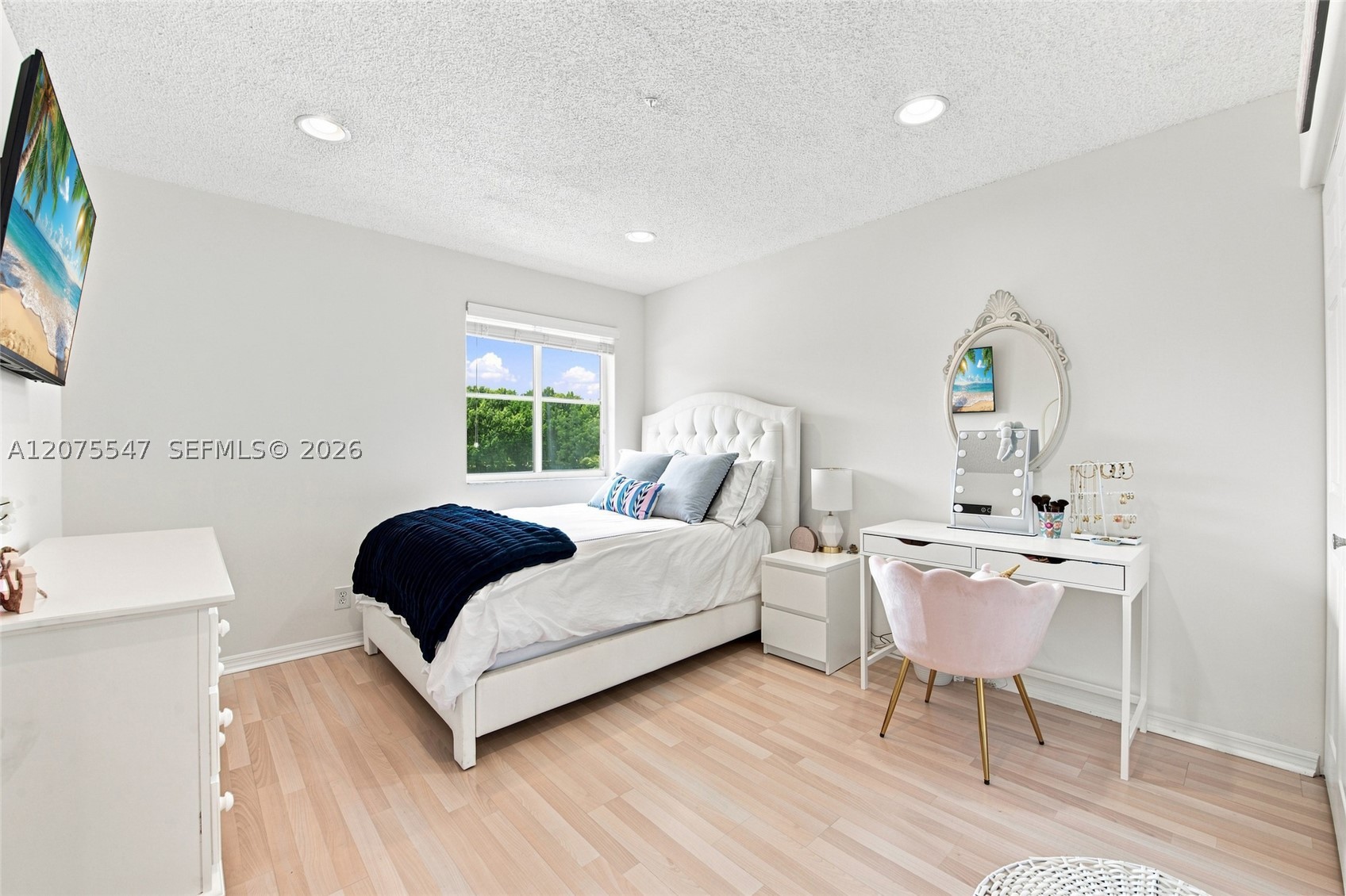 861 Crestview Cir Property Photo 29