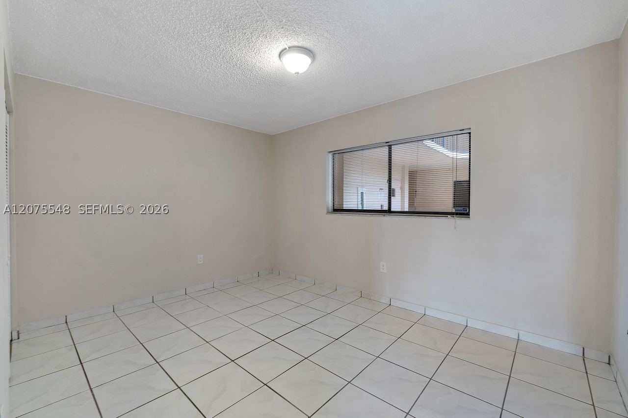 8420 Sw 133rd Ave Rd 105 Property Photo 11