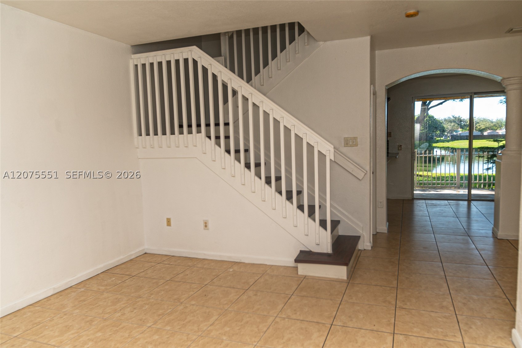 1484 24th Ct 343 Property Photo 2