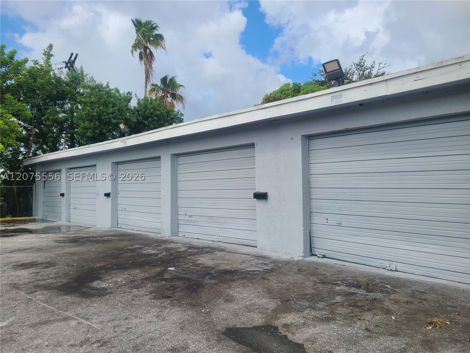 1125 NW 31st Ave Property Photo 1