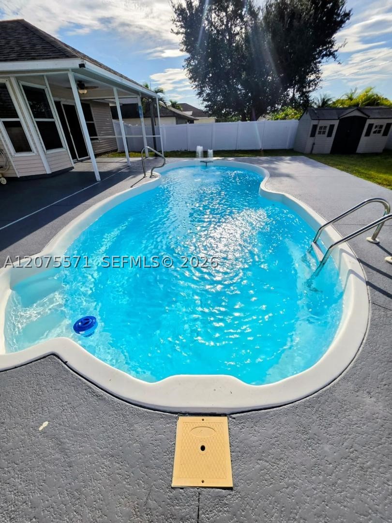 626 Sw 25th Ter Property Photo 1