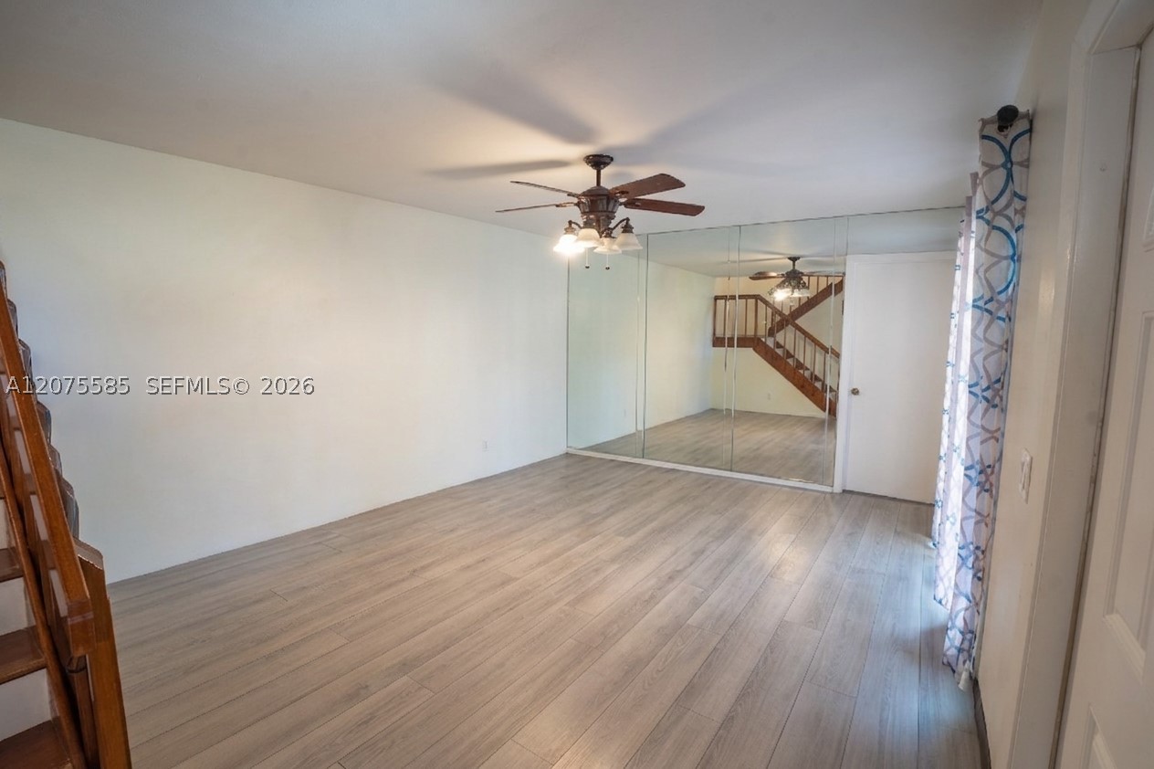 516 5th Ln Property Photo 7