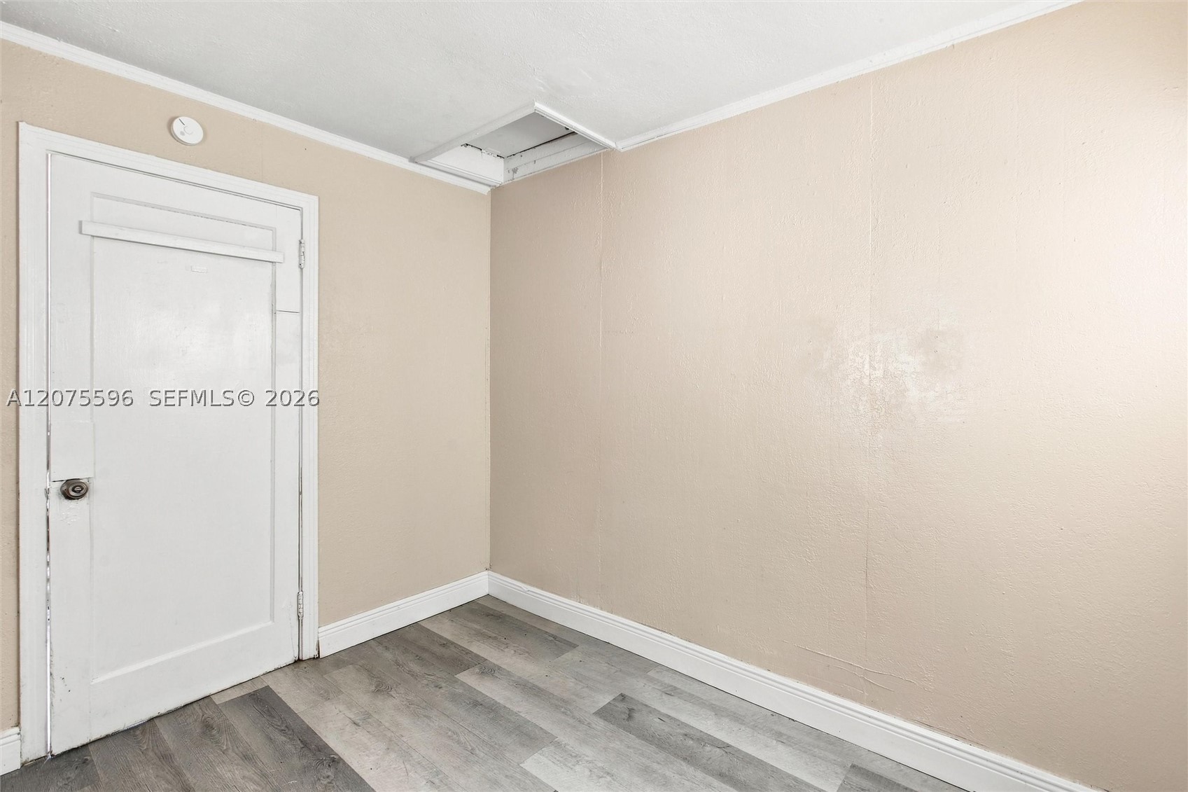 611 N Broadway Property Photo 14