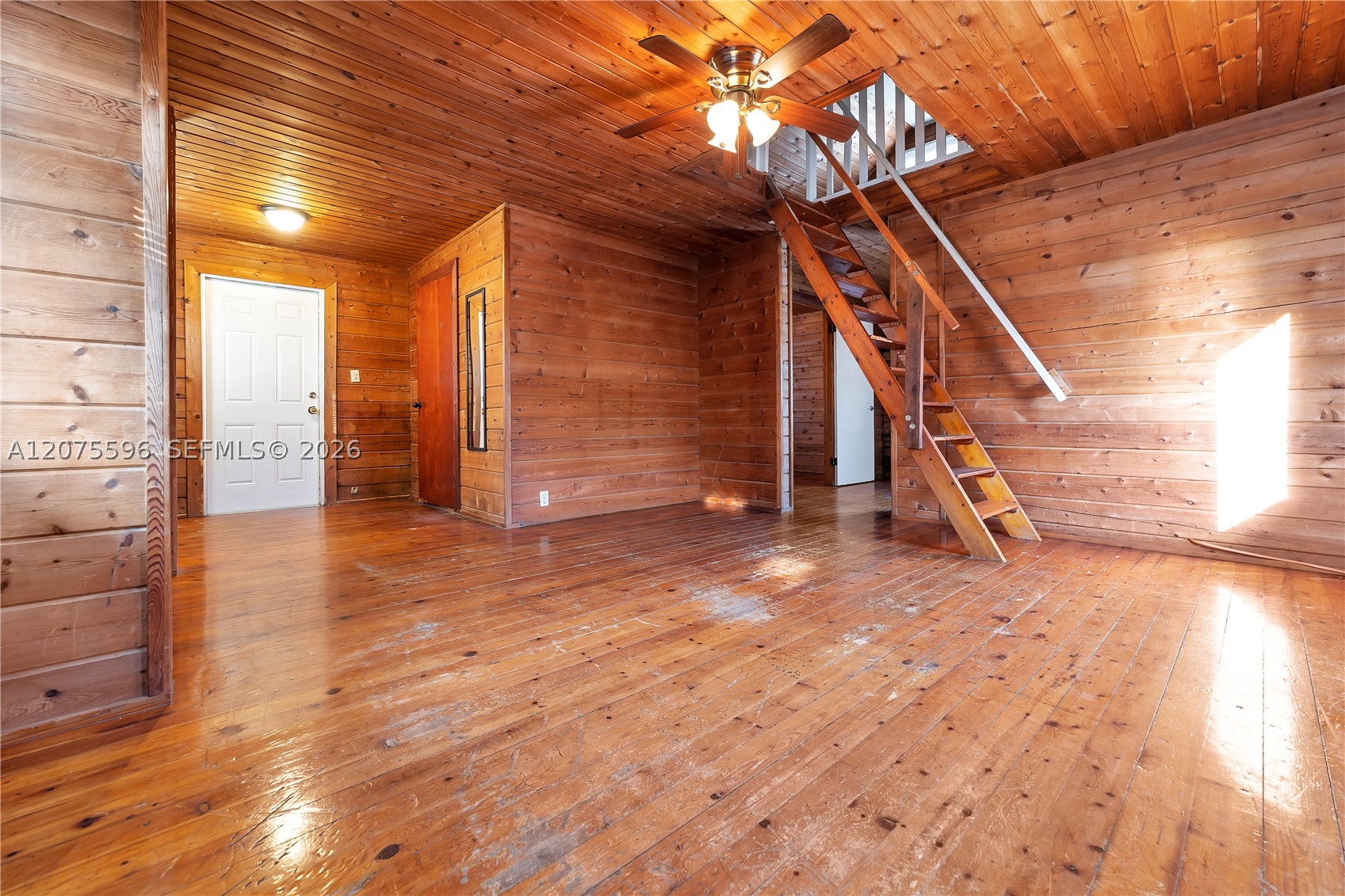 611 N Broadway Property Photo 22