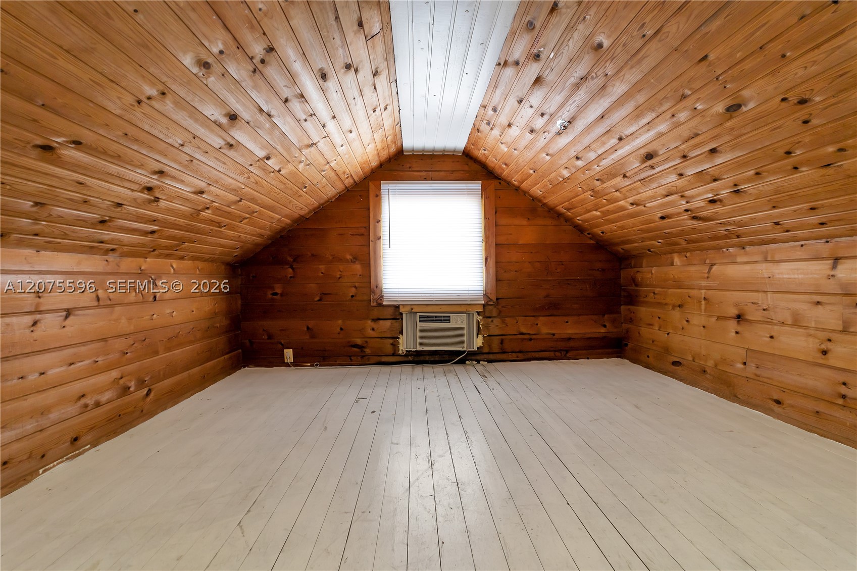 611 N Broadway Property Photo 27