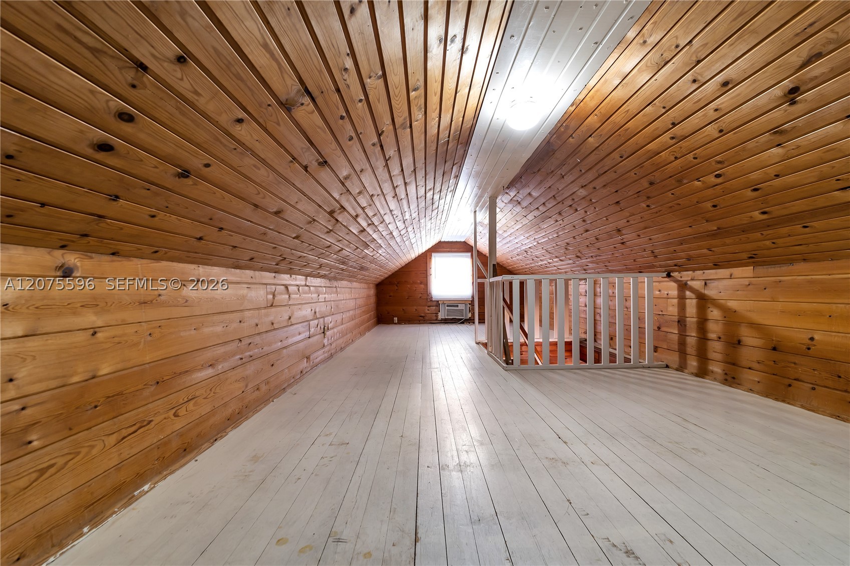 611 N Broadway Property Photo 28
