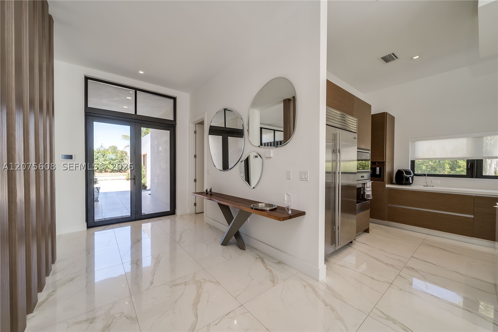 16600 Sunset Way Property Photo 8