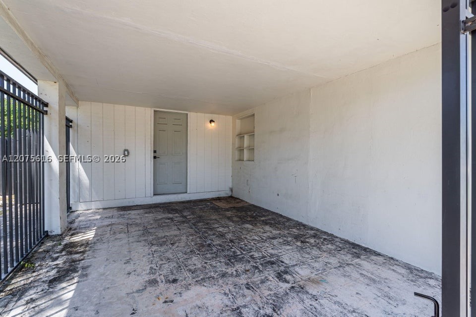 2539 Coolidge St Property Photo 29