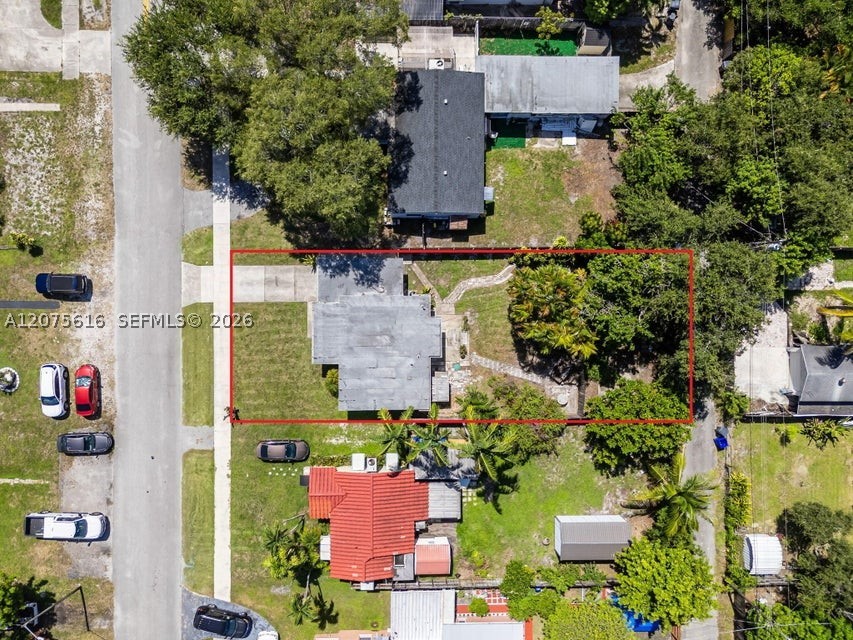 2539 Coolidge St Property Photo 41