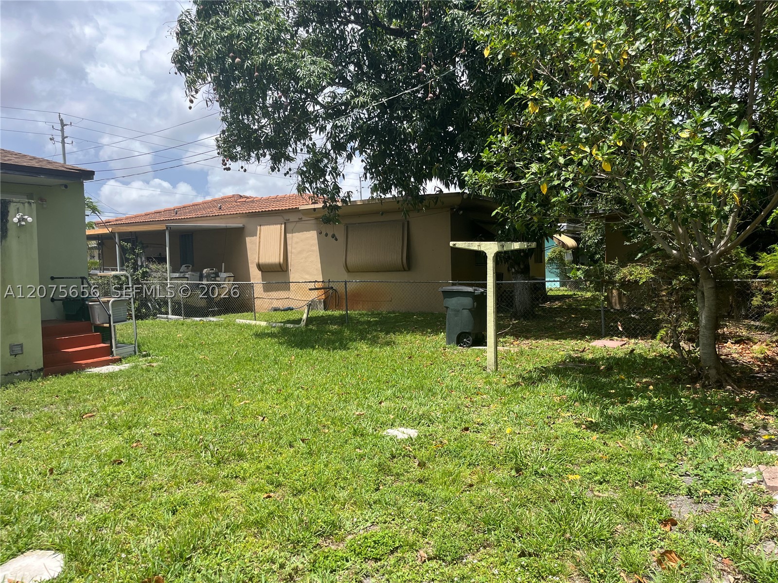 1851 Nw 51st Ter Property Photo 3