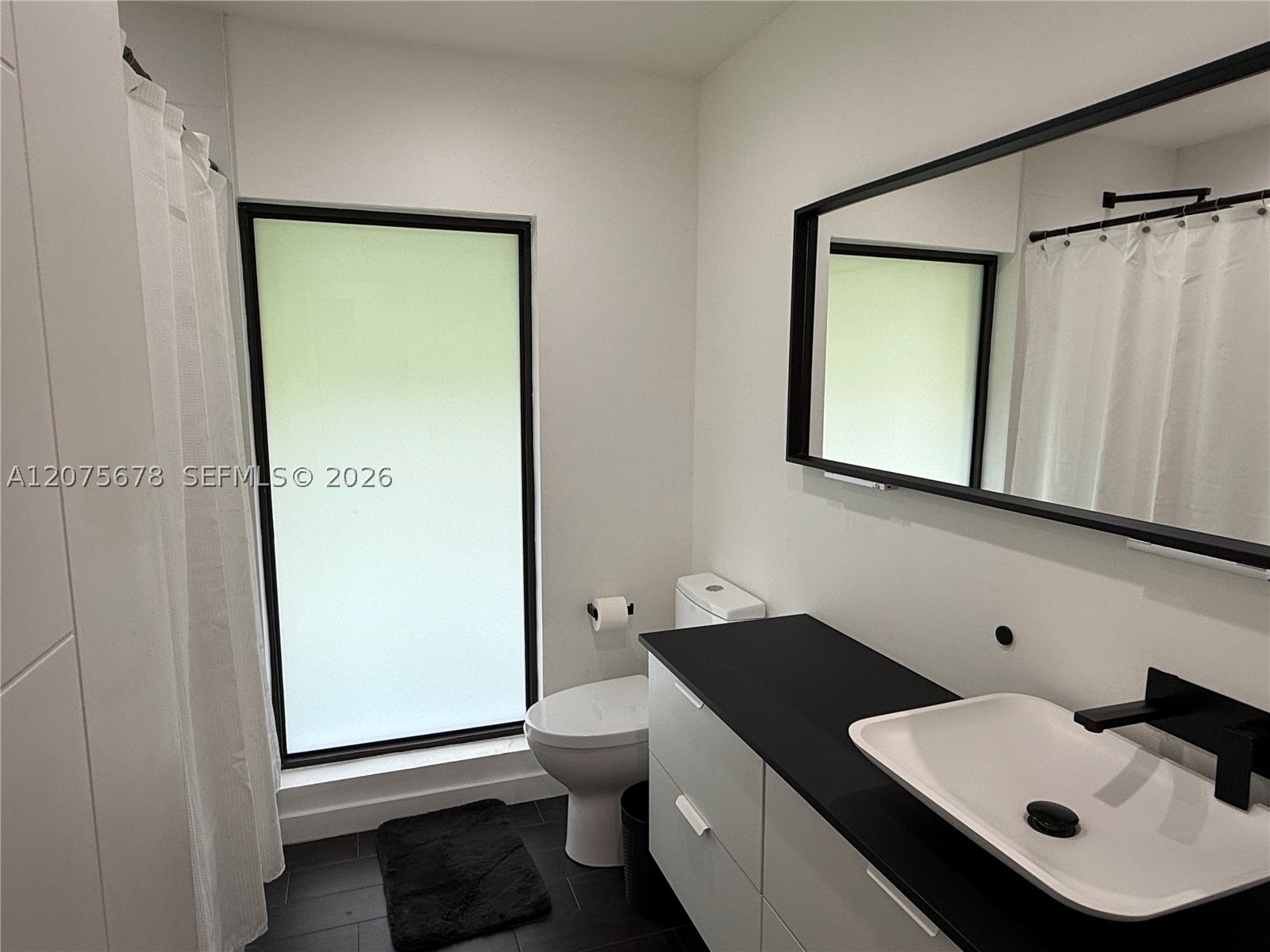 7630 Venetian St Property Photo 11